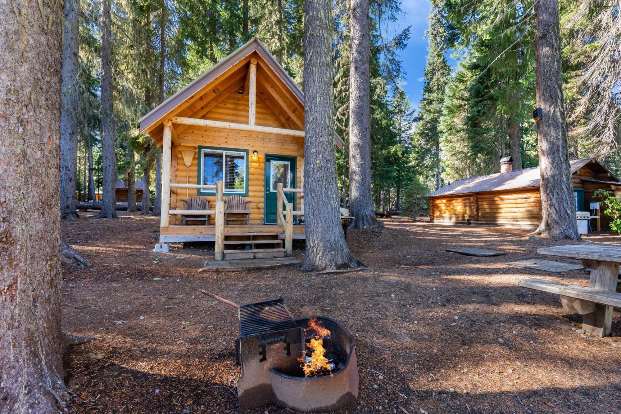 Shelter Cove Resort & Marina Odell Lake エクステリア 写真