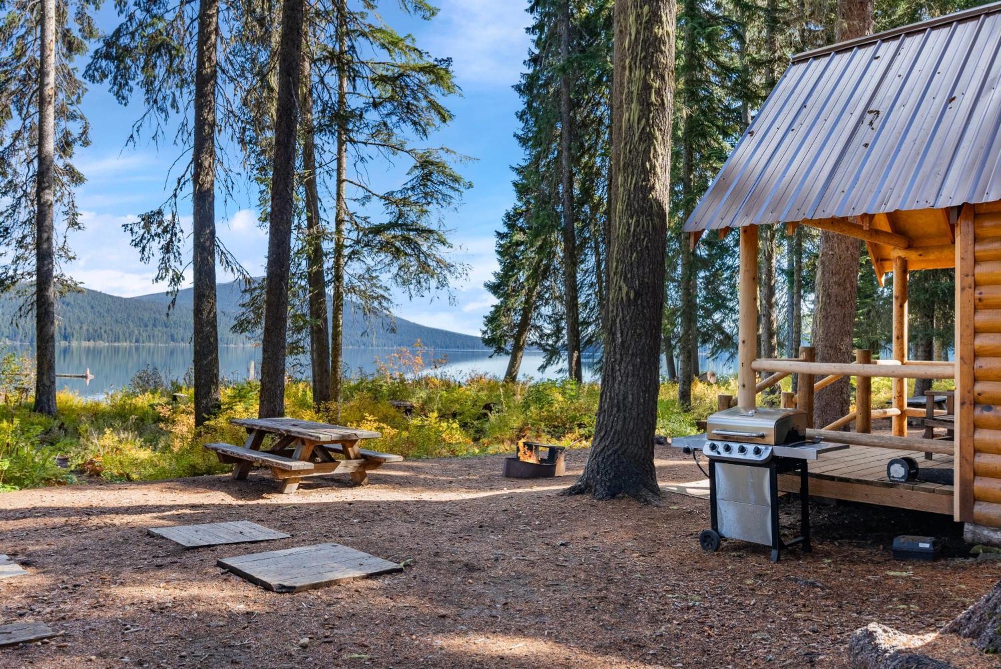 Shelter Cove Resort & Marina Odell Lake エクステリア 写真