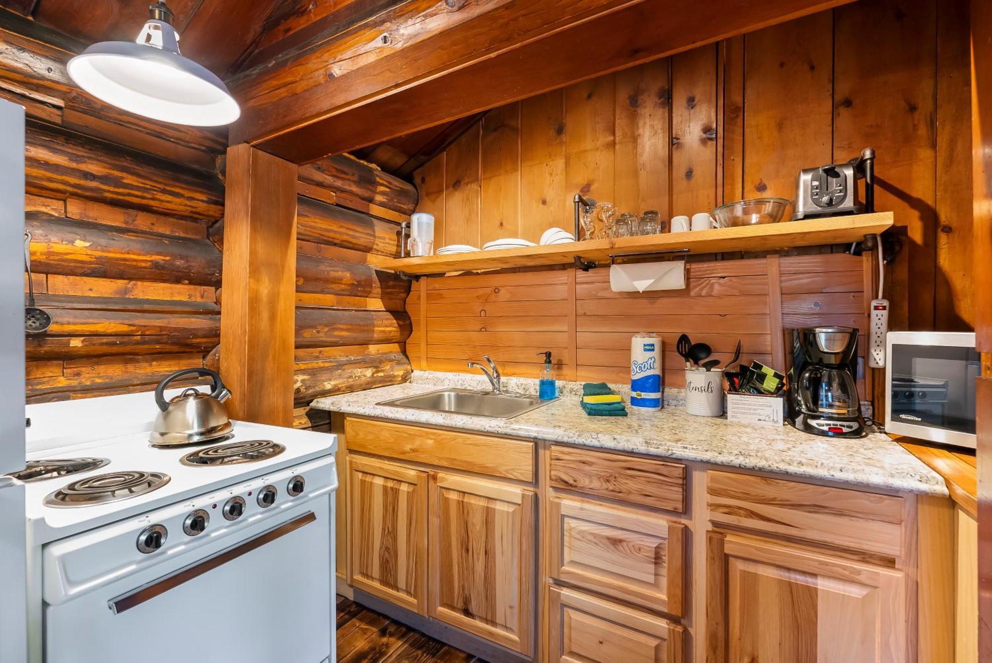 Shelter Cove Resort & Marina Odell Lake エクステリア 写真